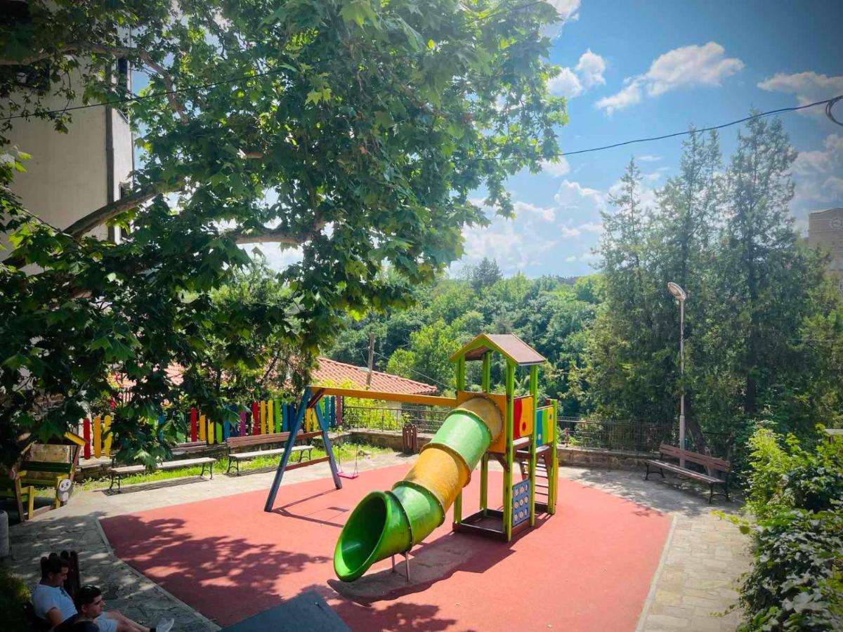 The Green Guest House Of Veliko Tarnovo-Amazing View, Top Location Exterior foto